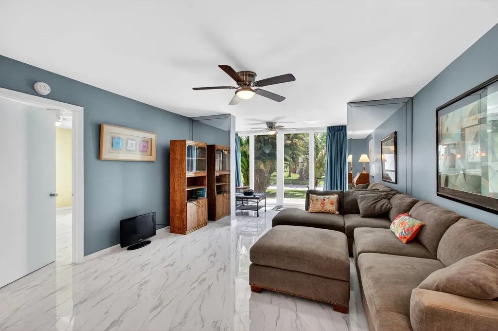 18 Willowbrook Lane Delray Beach FL 33446