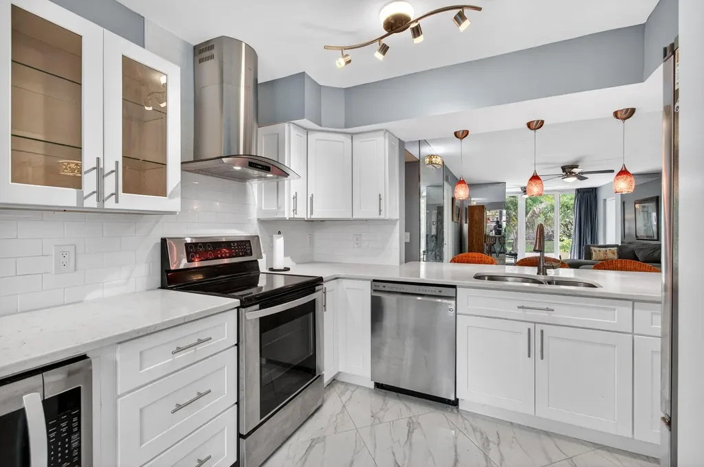 18 Willowbrook Lane Delray Beach FL 33446