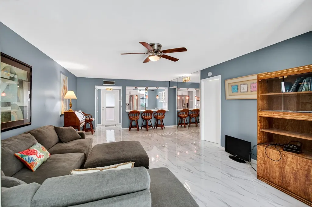 18 Willowbrook Lane Delray Beach FL 33446