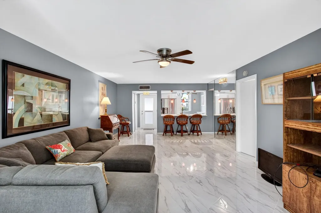 18 Willowbrook Lane Delray Beach FL 33446