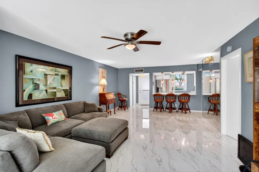 18 Willowbrook Lane Delray Beach FL 33446