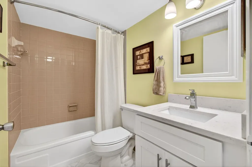 18 Willowbrook Lane Delray Beach FL 33446