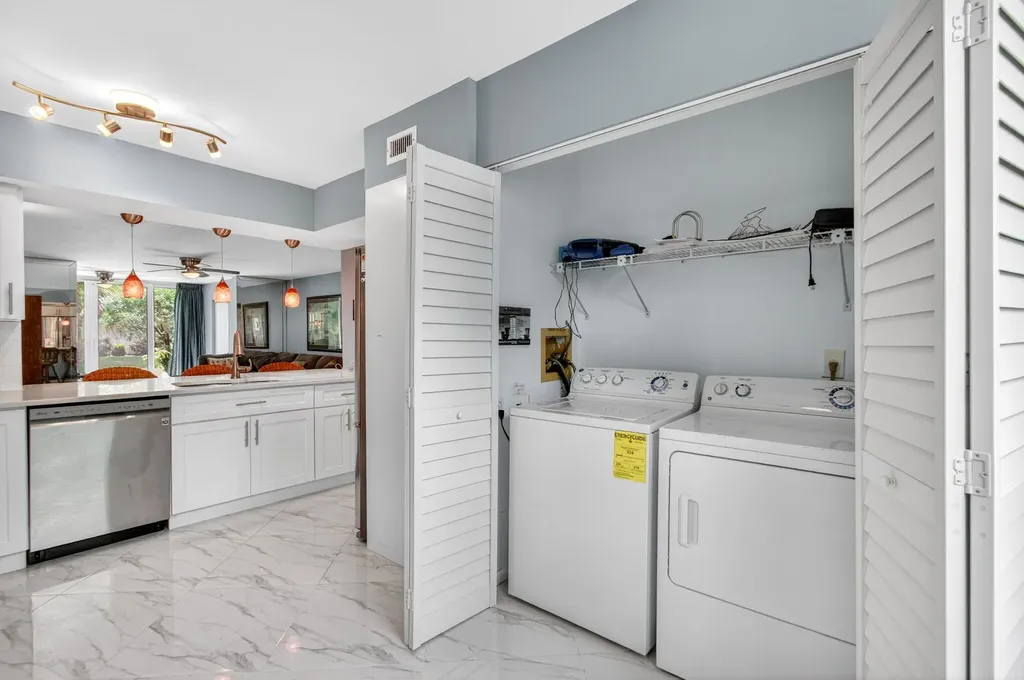 18 Willowbrook Lane Delray Beach FL 33446