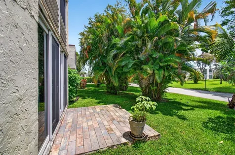 18 Willowbrook Lane Delray Beach FL 33446