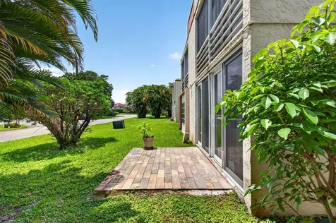 18 Willowbrook Lane Delray Beach FL 33446