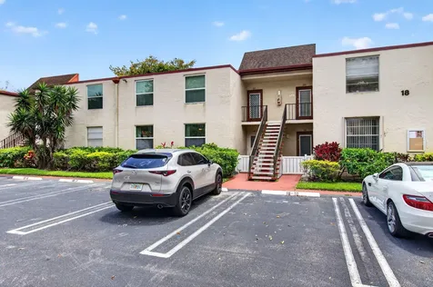 18 Willowbrook Lane Delray Beach FL 33446