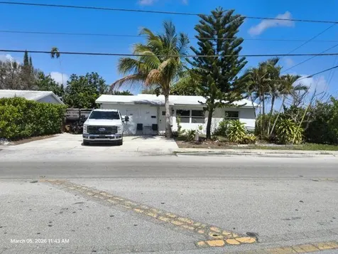341 SW 15th Street Deerfield Beach FL 33441
