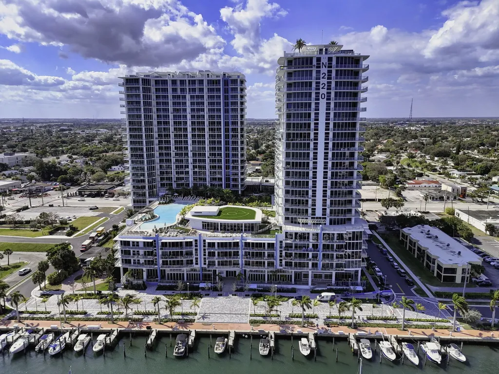 220 Lake Shore Drive Lake Park FL 33403