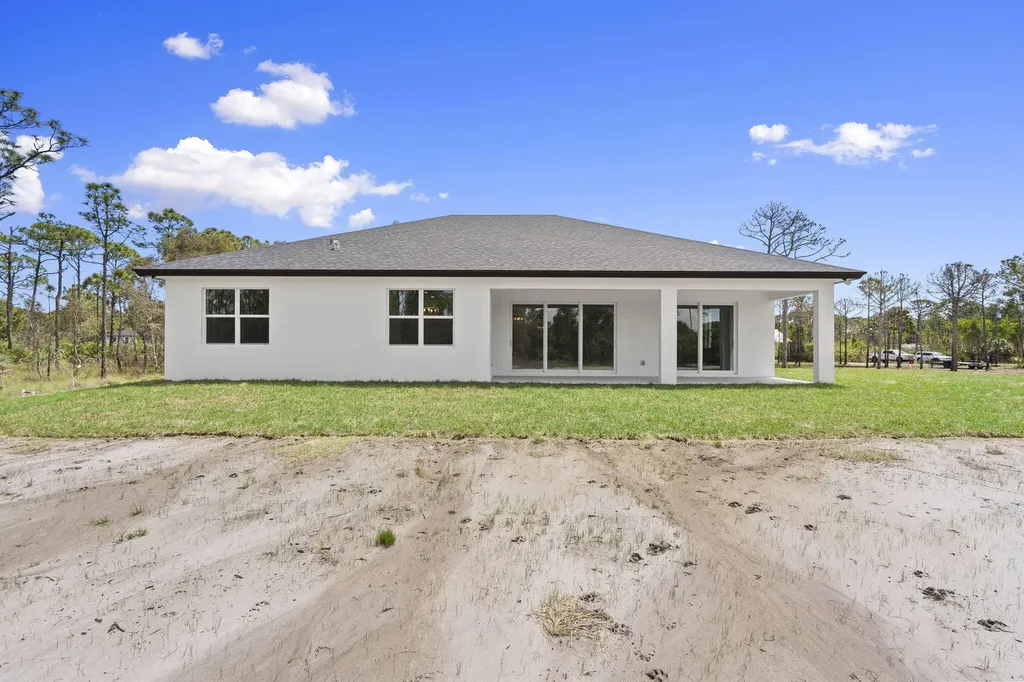 2565 Dyer Road Port St Lucie FL 34952