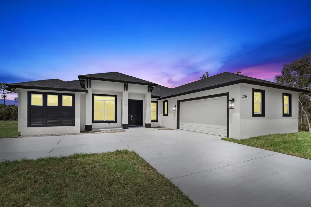 2565 Dyer Road Port St Lucie FL 34952