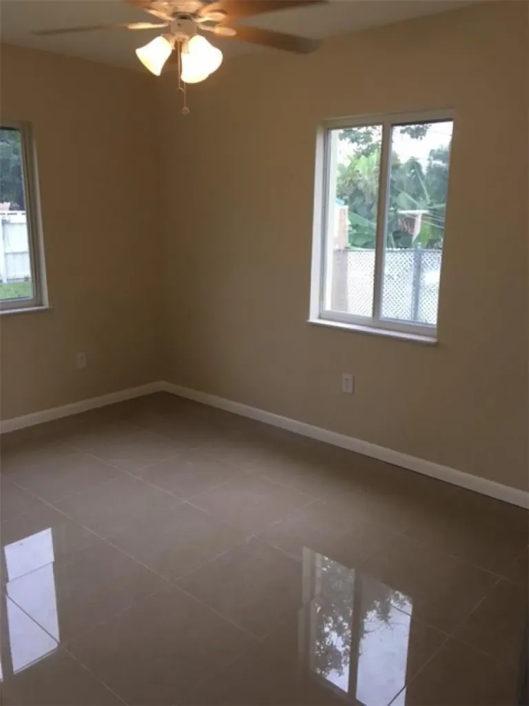 1829 NE 175th Street North Miami Beach FL 33162