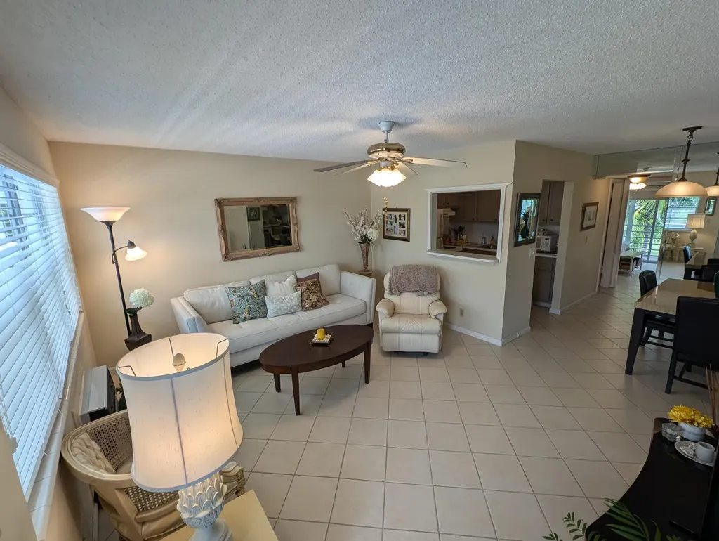 436 Markham T Deerfield Beach FL 33442