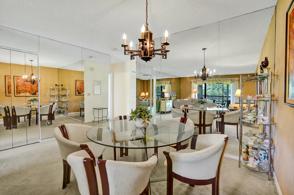 19 Stratford Drive E Boynton Beach FL 33436