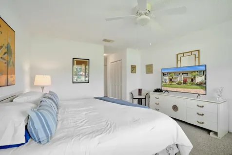 19 Stratford Drive E Boynton Beach FL 33436