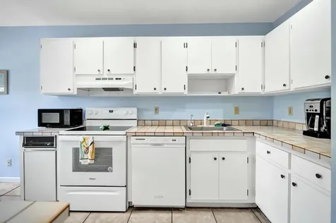 19 Stratford Drive E Boynton Beach FL 33436