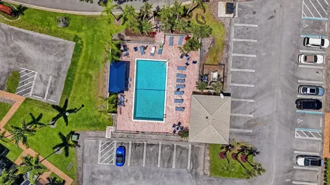 19 Stratford Drive E Boynton Beach FL 33436