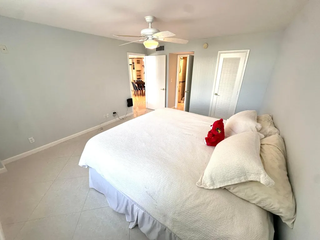1 Las Olas Circle Fort Lauderdale FL 33316