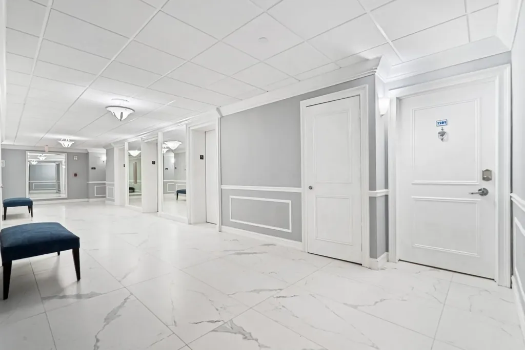 1 Las Olas Circle Fort Lauderdale FL 33316