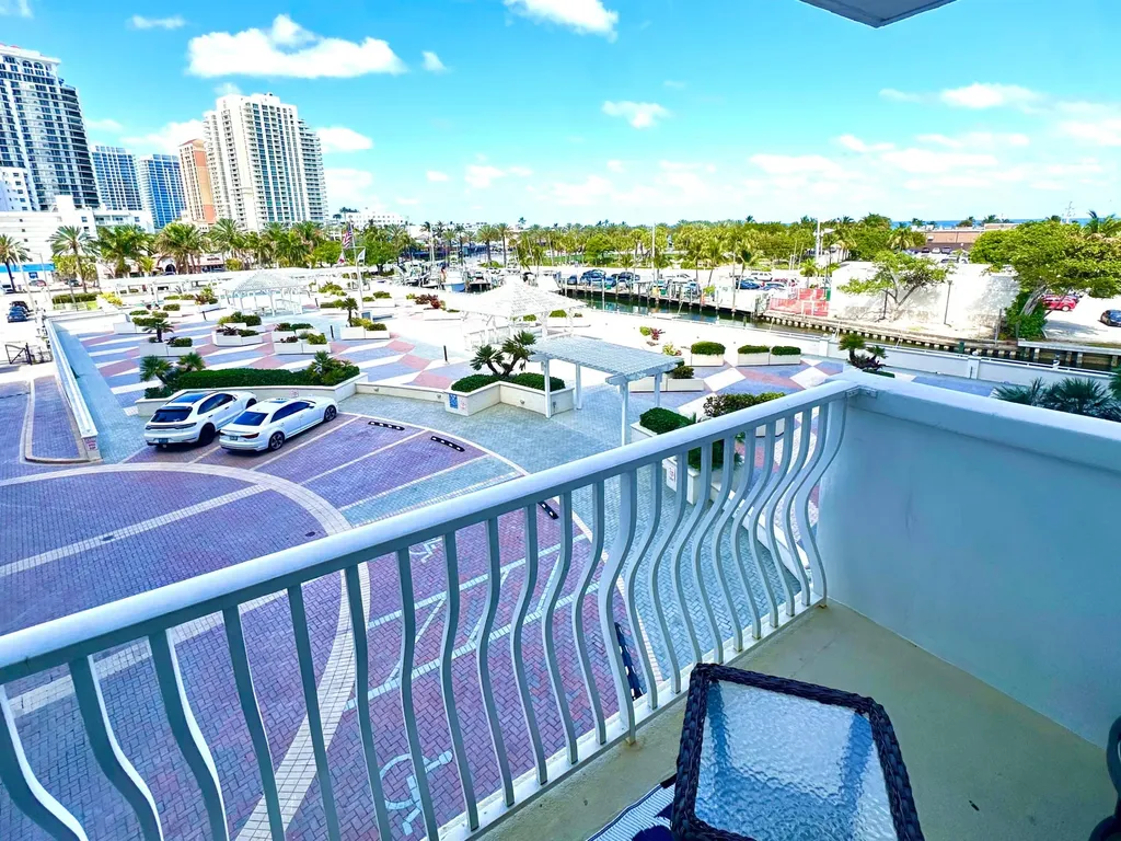 1 Las Olas Circle Fort Lauderdale FL 33316