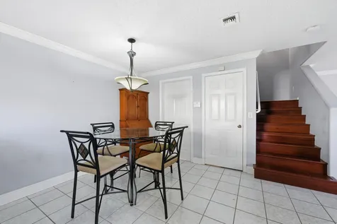 2924 SW 22nd Circle Delray Beach FL 33445