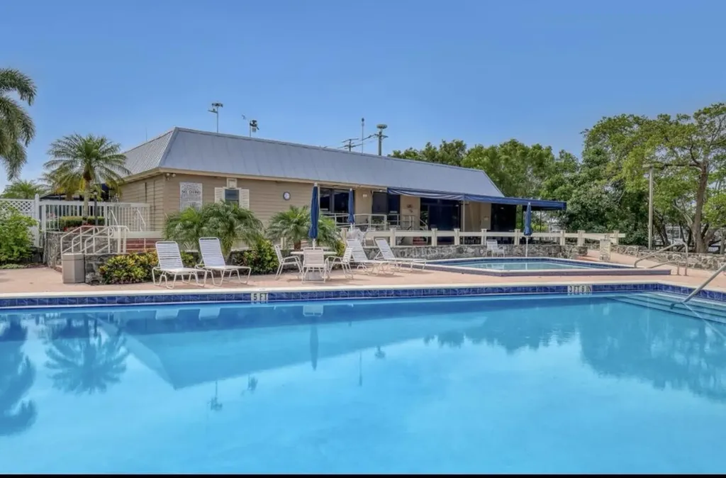 18390 SE Wood Haven Lane Jupiter FL 33469