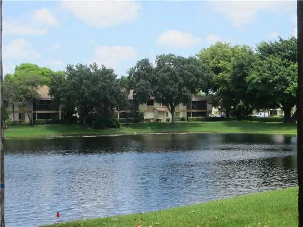 115 Gardens Drive Pompano Beach FL 33069