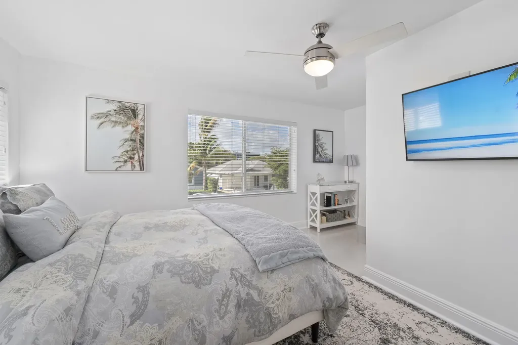 92 18th Avenue S Lake Worth Beach FL 33460