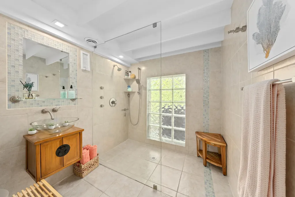 92 18th Avenue S Lake Worth Beach FL 33460