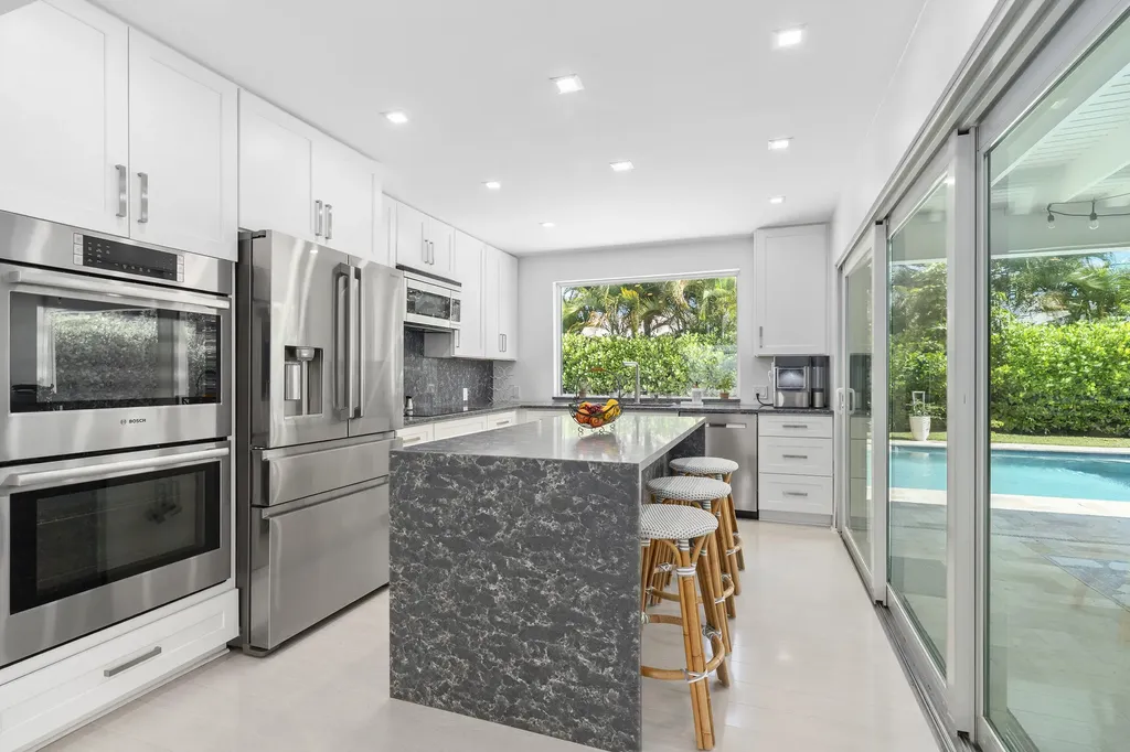 92 18th Avenue S Lake Worth Beach FL 33460