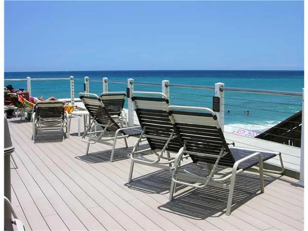 3589 S Ocean Boulevard South Palm Beach FL 33480
