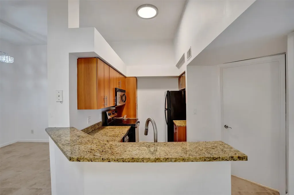 1050 Crystal Way Delray Beach FL 33444