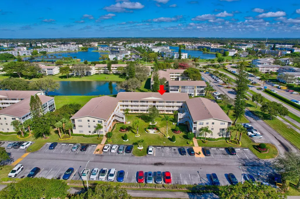 176 Dorset E Boca Raton FL 33434