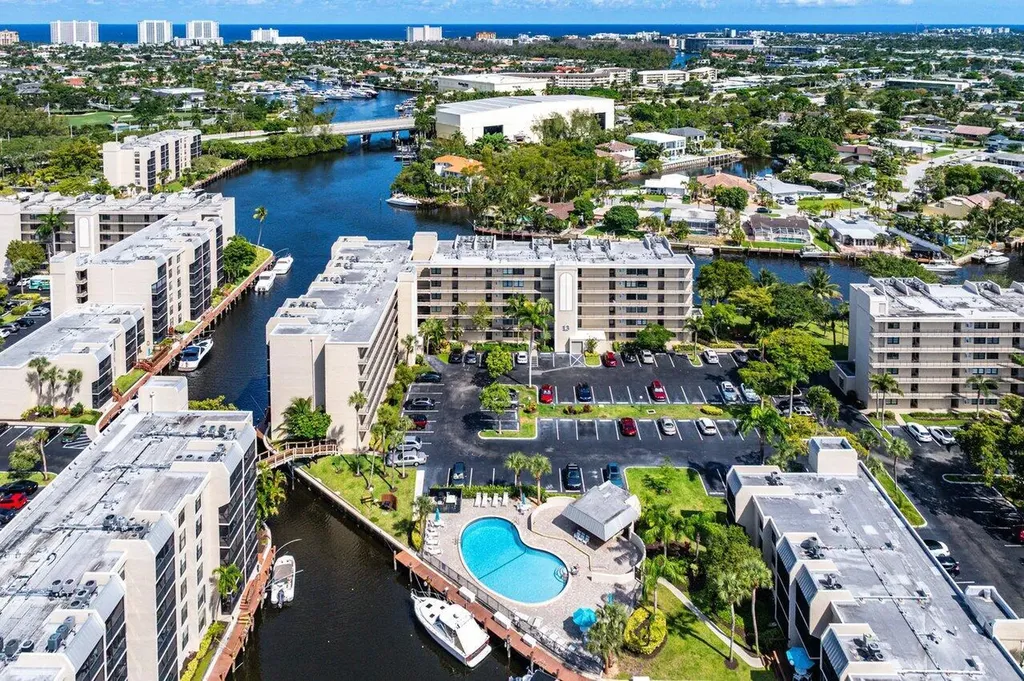9 Royal Palm Way Boca Raton FL 33432