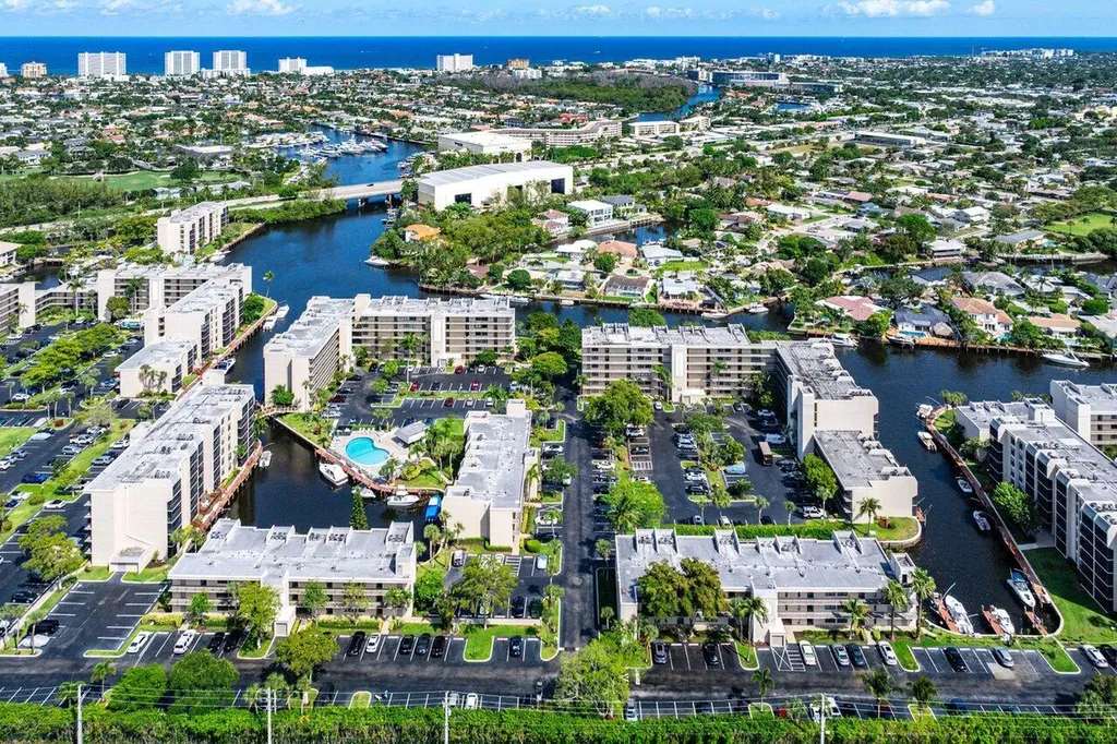 9 Royal Palm Way Boca Raton FL 33432