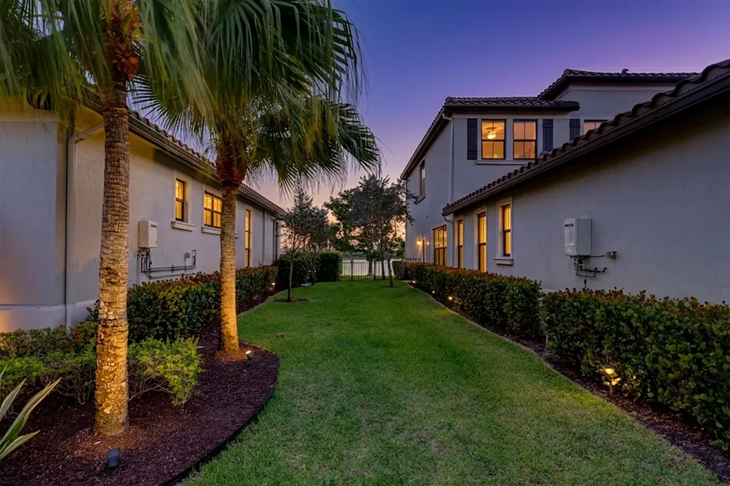 8701 Waterview Terrace Parkland FL 33076