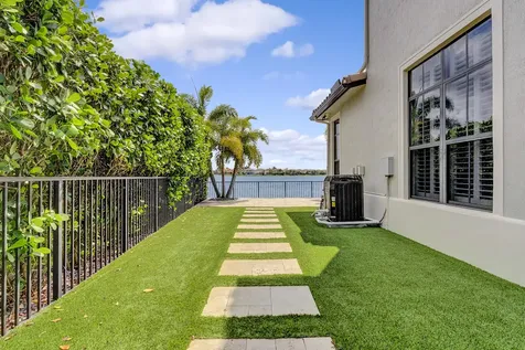 8701 Waterview Terrace Parkland FL 33076