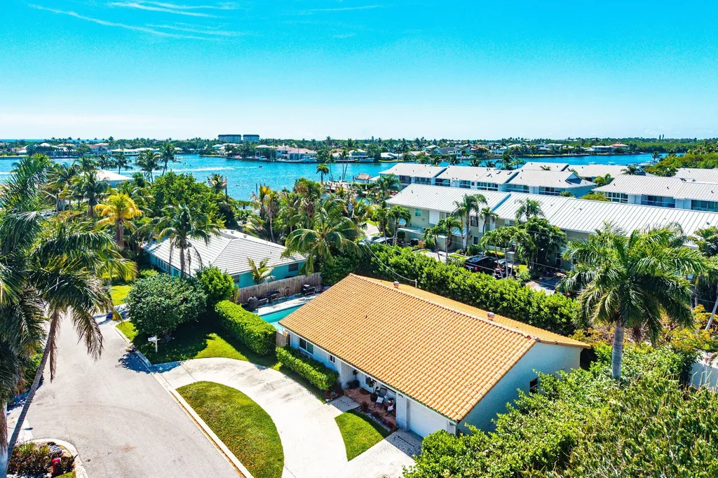 804 South Road Boynton Beach FL 33435