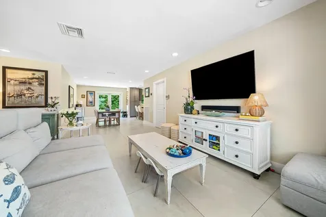 804 South Road Boynton Beach FL 33435