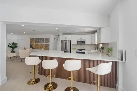 22100 Serenata Circle W Boca Raton FL 33433