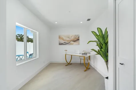 22100 Serenata Circle W Boca Raton FL 33433