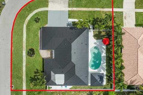 22100 Serenata Circle W Boca Raton FL 33433