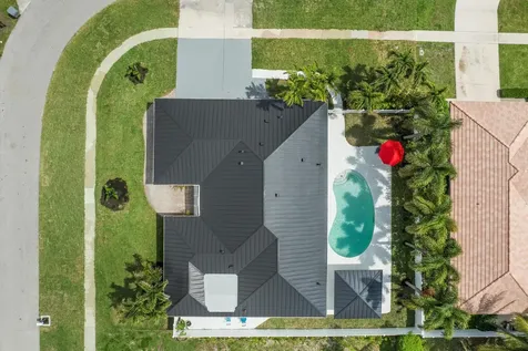 22100 Serenata Circle W Boca Raton FL 33433
