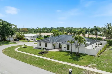 22100 Serenata Circle W Boca Raton FL 33433