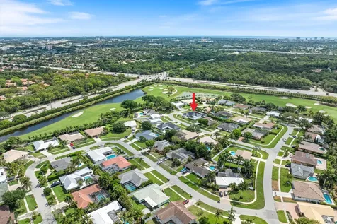 22100 Serenata Circle W Boca Raton FL 33433