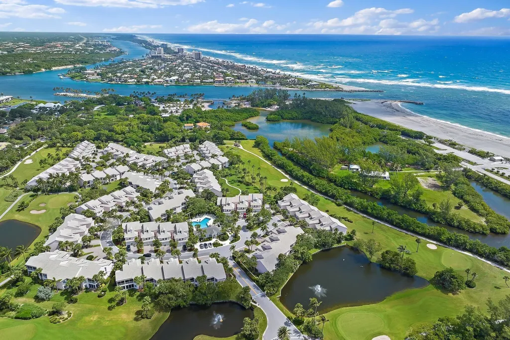 2905 Fairway Drive N Jupiter FL 33477