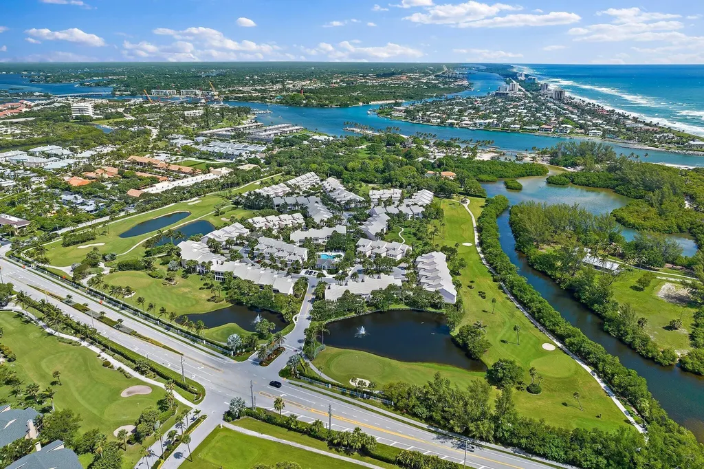 2905 Fairway Drive N Jupiter FL 33477