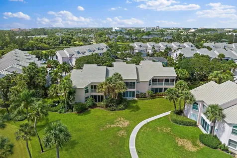 2905 Fairway Drive N Jupiter FL 33477