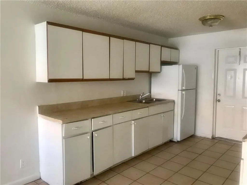 1038 NW 8th Avenue Fort Lauderdale FL 33311
