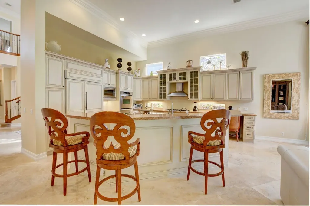 17739 Lake Azure Way Boca Raton FL 33496