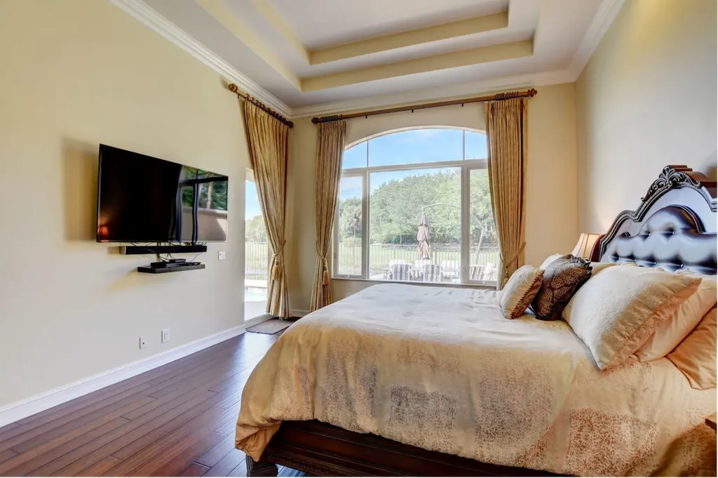 17739 Lake Azure Way Boca Raton FL 33496